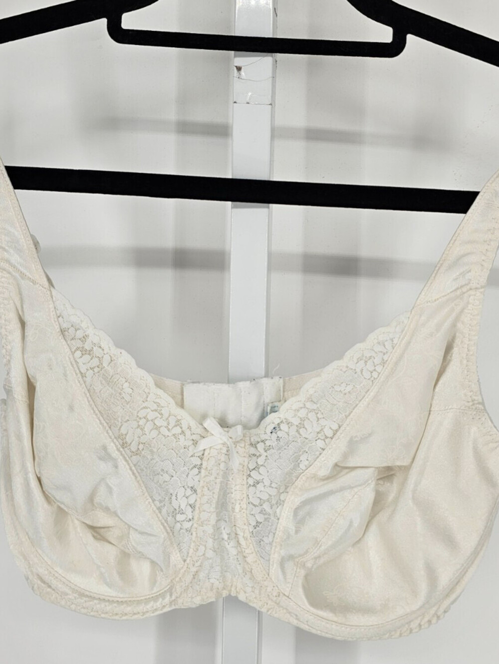 Vtg Playtex Secrets Womens Sz 38C Lightly Lined T Shirt Bra Style 4422 Ivory